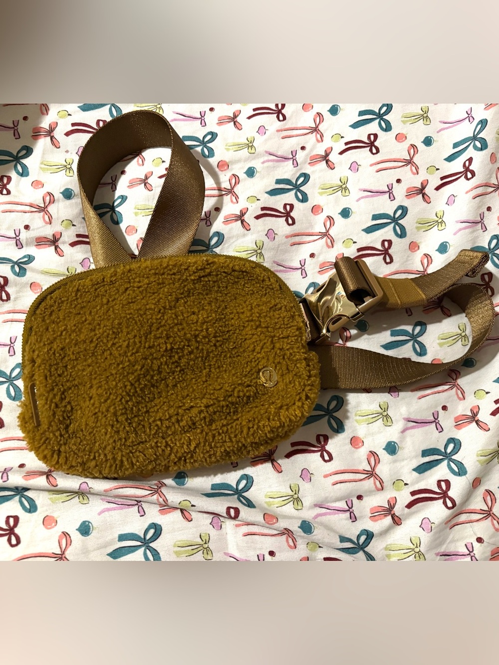 Lululemon Everywhere Belt Bag 1L Fleece - Burnt Caramel